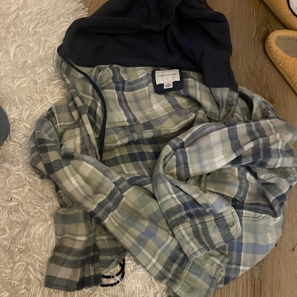 American eagle flannel hoodie